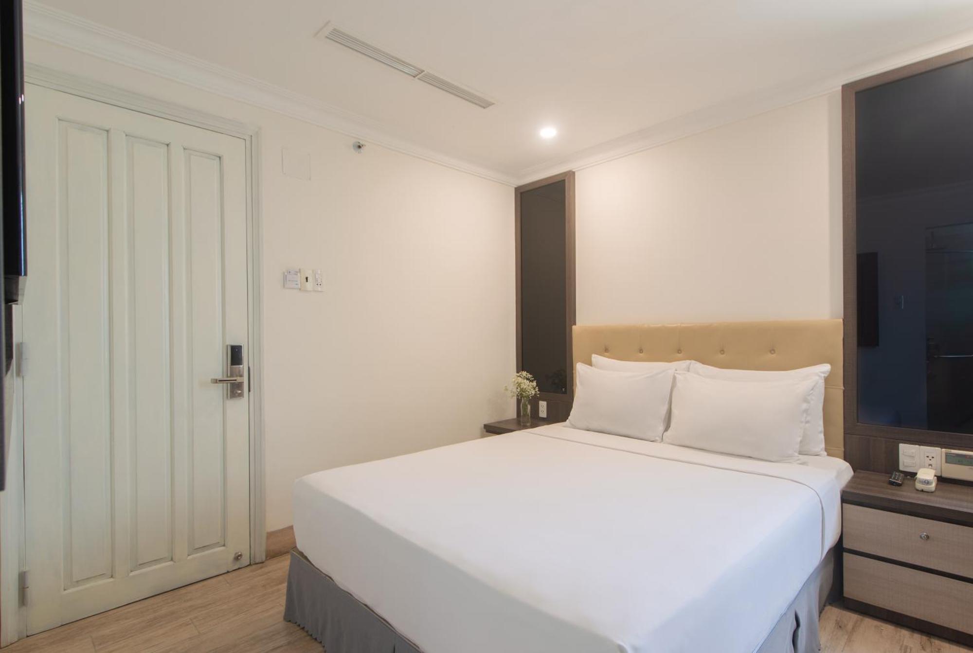 Seven Seas Hotel На Транг Екстериор снимка