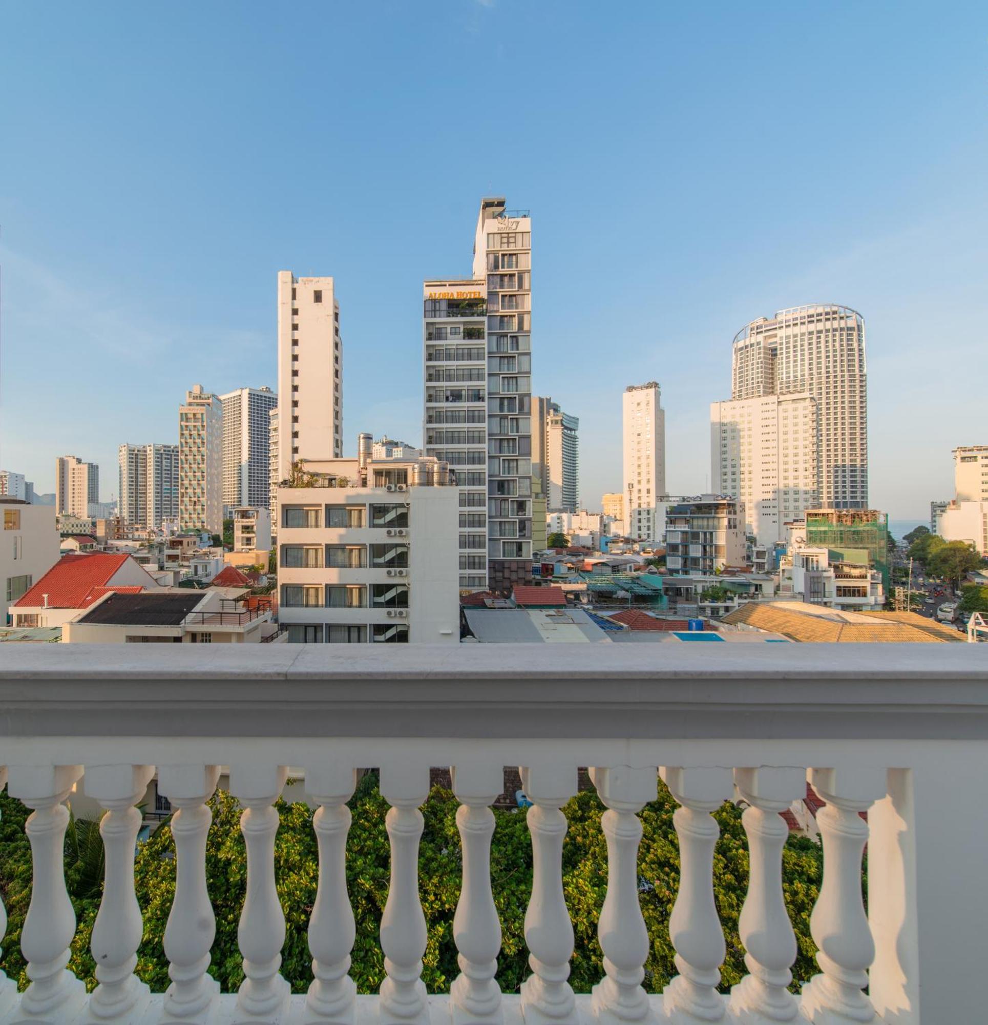 Seven Seas Hotel На Транг Екстериор снимка