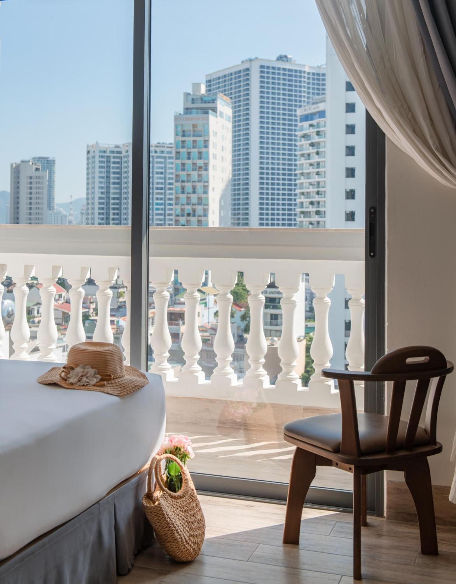 Seven Seas Hotel На Транг Екстериор снимка
